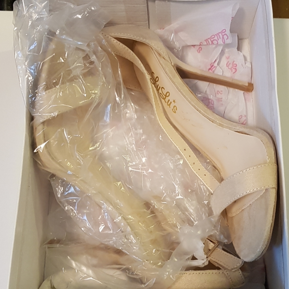 Lulu's Elsi pumps